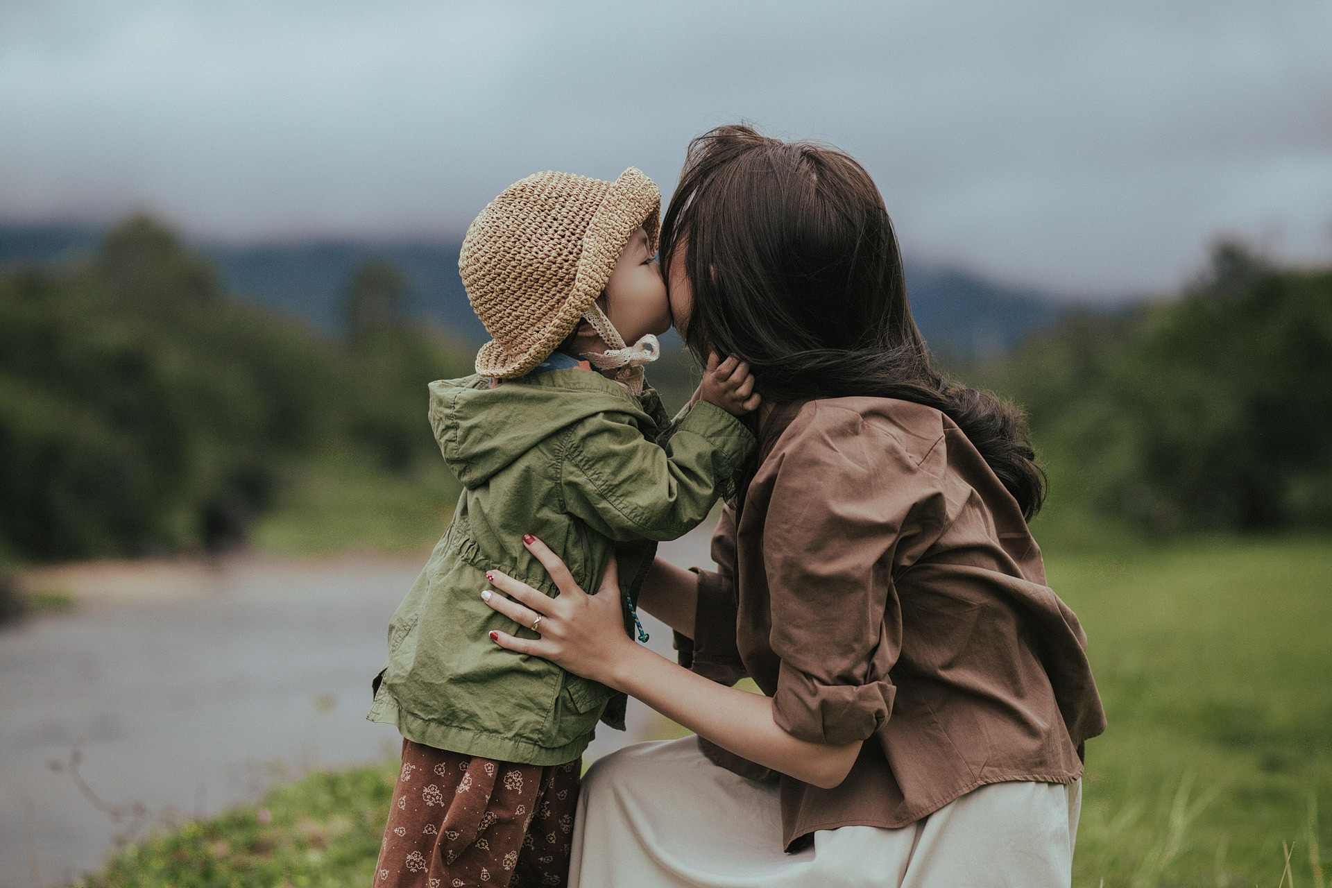 How To Be A Calm Mother: Peaceful Parenting Strategies