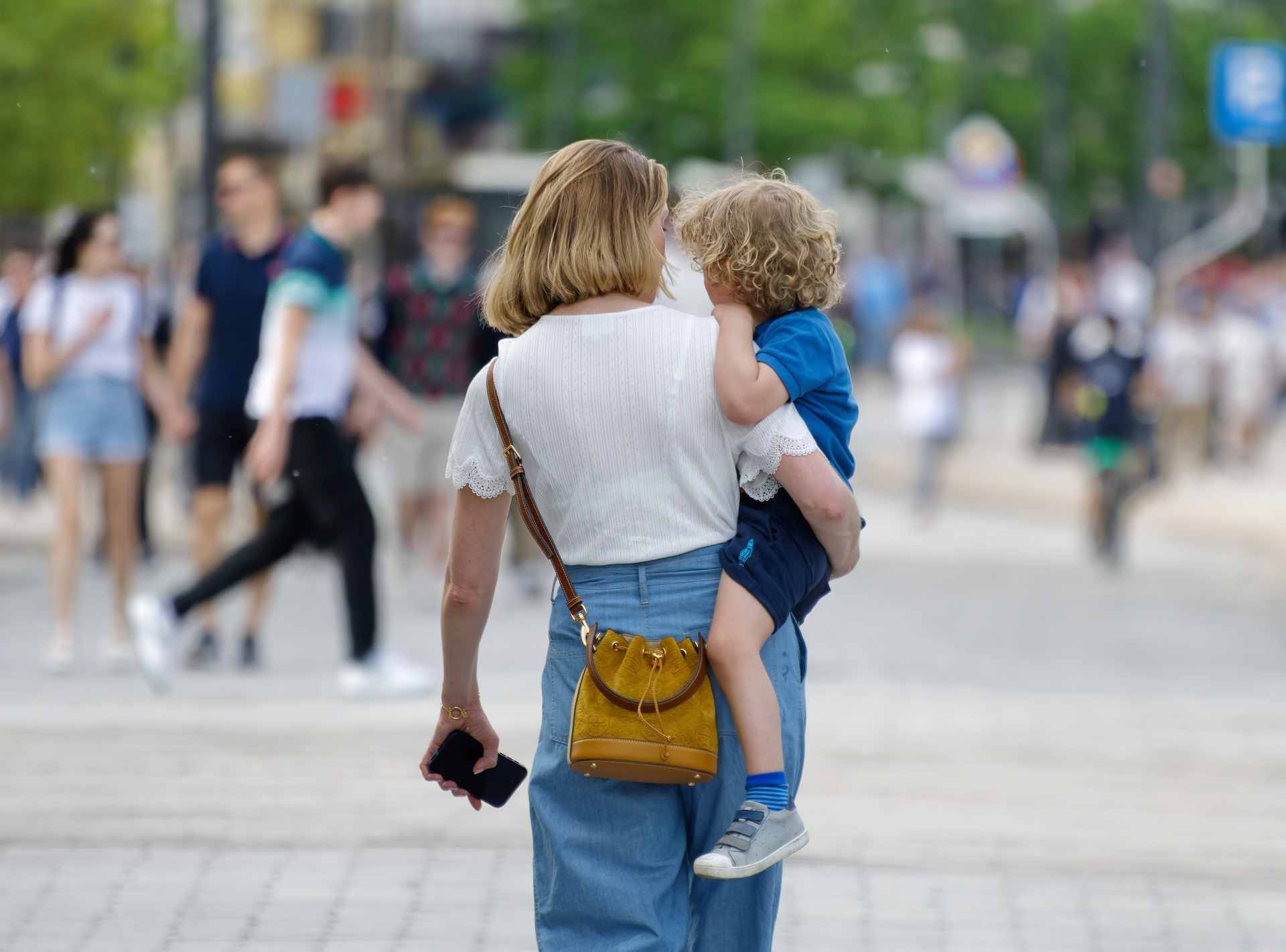 Mom Level Up! 7 Parenting Hacks for Raising Awesome Kids